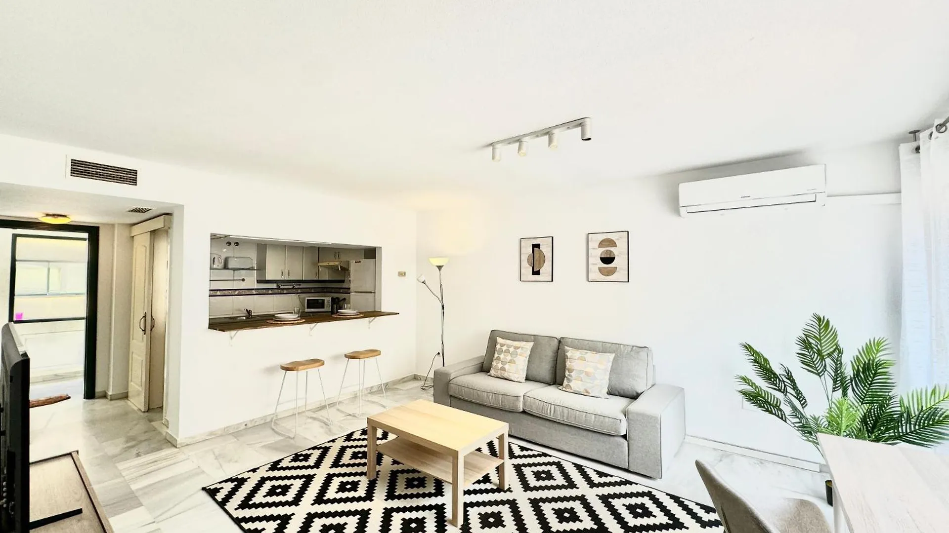 Lejlighed City Center Studio By Eaw Homes Marbella