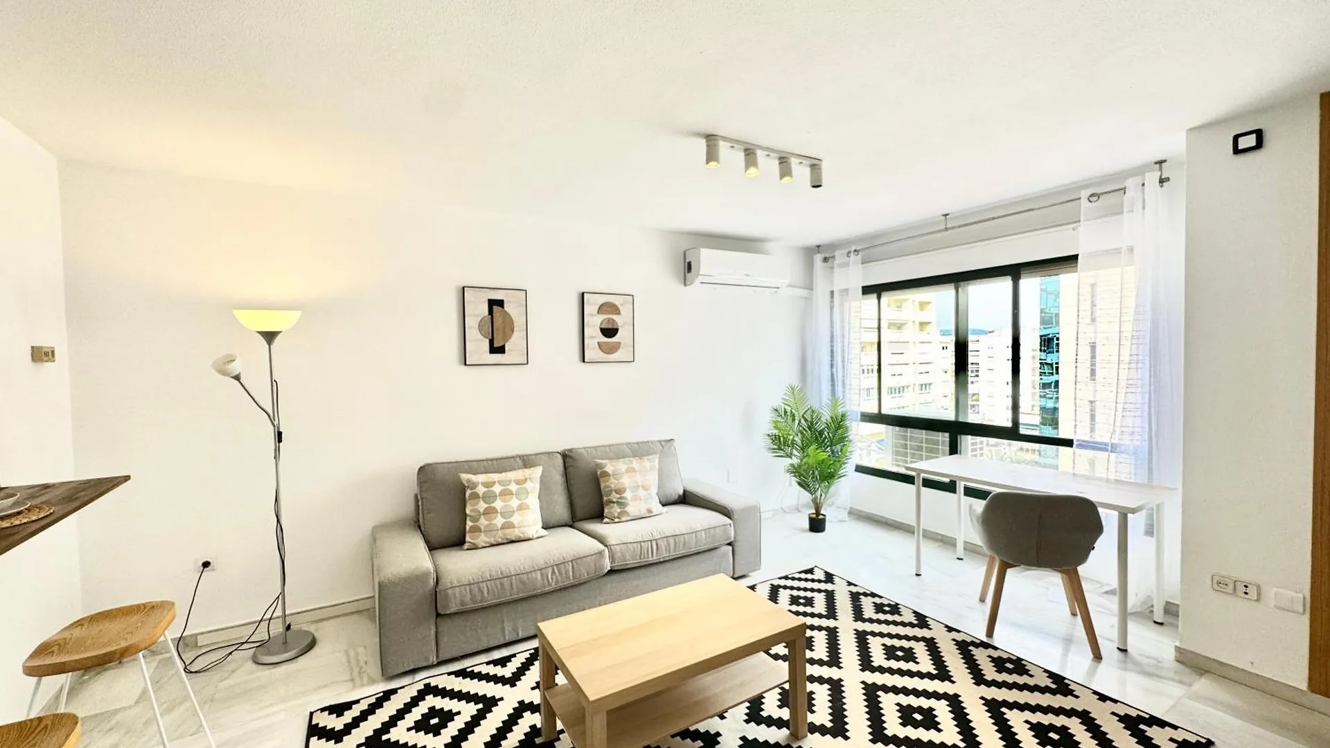 City Center Studio By Eaw Homes Marbella 0*,